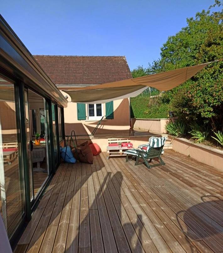 Appartement de vacances pour 6 personnes, avec Jacuzzi et Terrasse ainsi que Jardin et Sauna