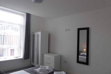 Apartment for 6 People in Chester, Cheshire, Photo 4