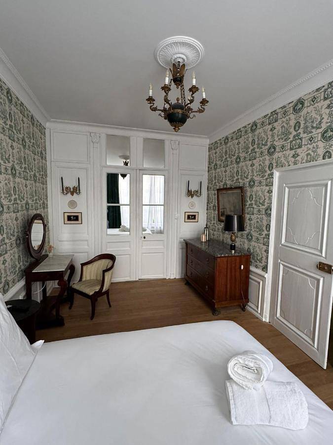 Chambre d’hôte pour 2 personnes, avec terrasse et vue dans Office de Tourisme de Ligny en Barrois