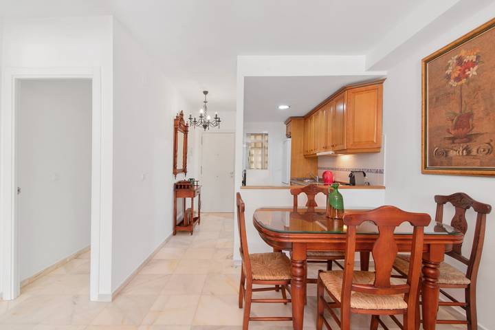 Entire apartment, Apartment 'Las Arenas' with Shared Pool, Private Terrace and Wi-Fi in Islantilla, Lepe