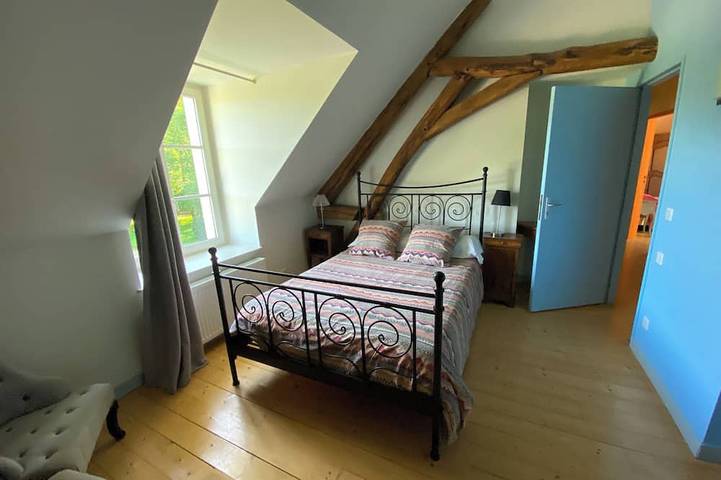 Gîte pour 13 personnes, avec piscine et terrasse ainsi que sauna et jardin à Vermenton - 4