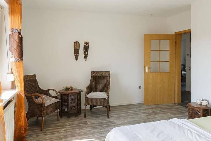 Gîte pour 6 personnes, avec jardin et jacuzzi dans Thaleischweiler Froschen - 4