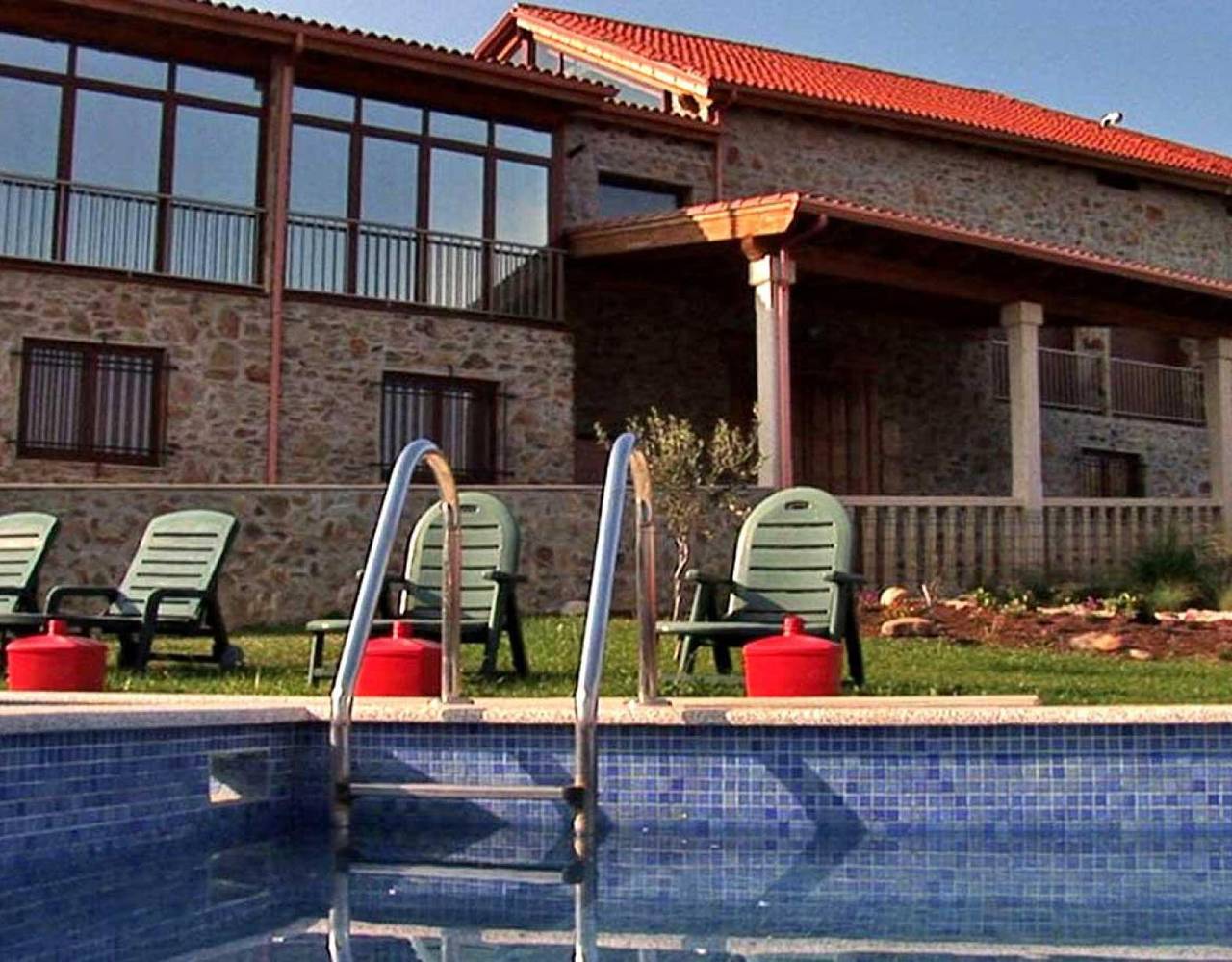 Pensión Casa Felisa con Piscina, Jardín y Wi-Fi Compartidos in Monforte de Lemos, Provincia de Lugo