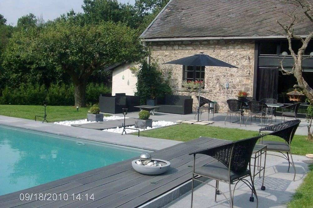Villa a Jalhay con piscina vicino a Spa in Jalhay, Liegi e dintorni