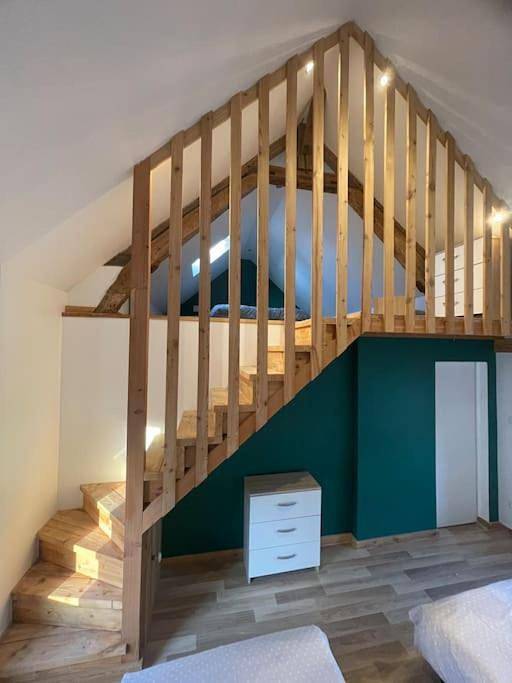 Three-Bedroom House in Région de Rouen