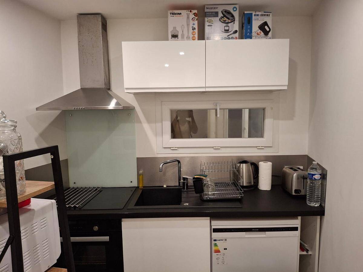 Appartement entier, Comfort Quadruple Room in Lunel, Côte méditerranéenne (France)