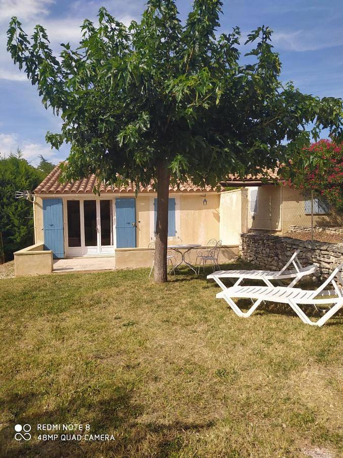 Gîte pour 4 personnes, avec terrasse et jardin à Chamaret - 4