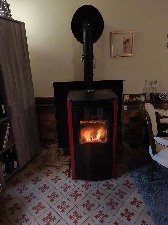 Location de vacances pour 4 personnes, avec vue et jardin à Saint-Julien-la-Geneste - 2