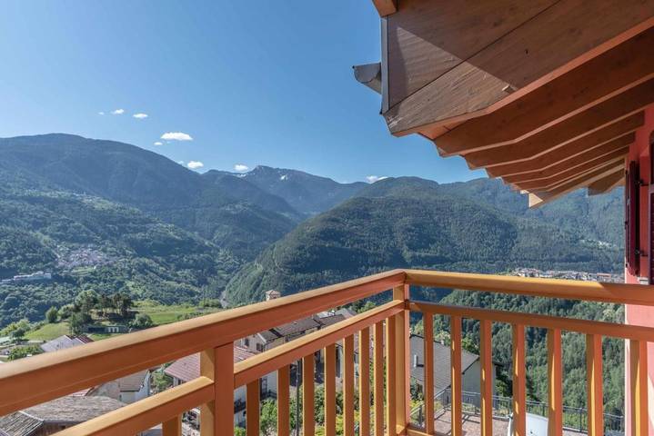 Gîte pour 4 personnes, avec balcon et vue, animaux acceptés à Grumes