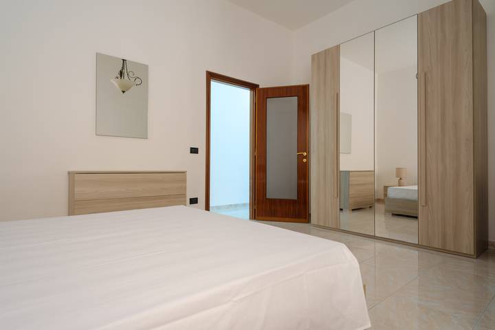 Gîte pour 6 personnes, avec balcon, adapté aux familles à Lecce - 4