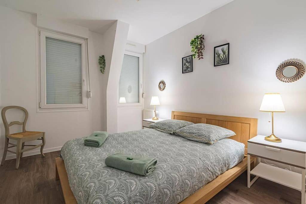 Appartement entier, Three-Bedroom House in Boult-sur-Suippe, Marne