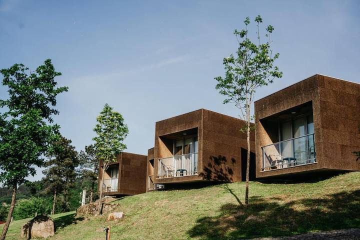 Bungalow para 4 pessoas, com Varanda e Terraço e ainda Jardim and Piscina em Baião