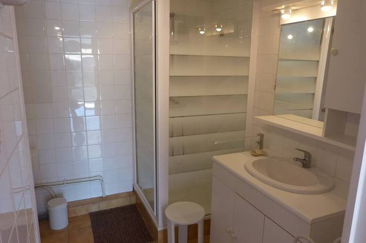 Location de vacances pour 4 personnes, avec terrasse et jardin à Carcès - 4