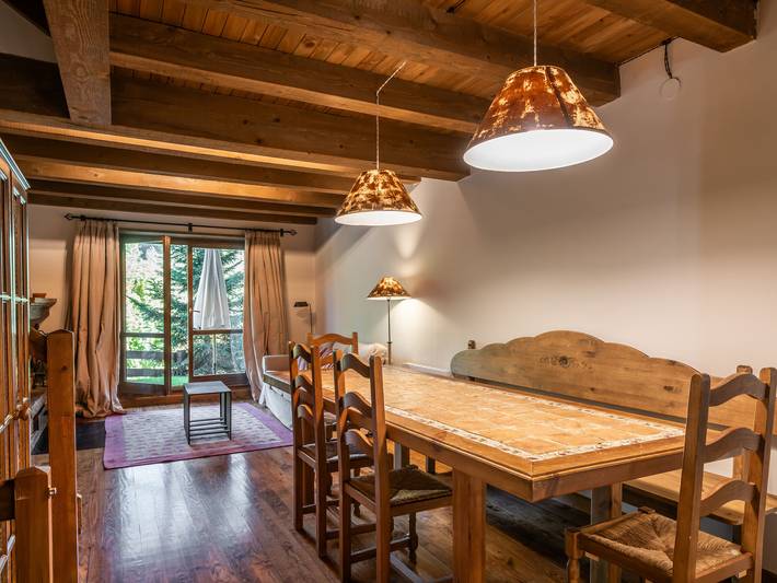 Location de vacances pour 10 personnes, avec jardin dans Gessa - 2