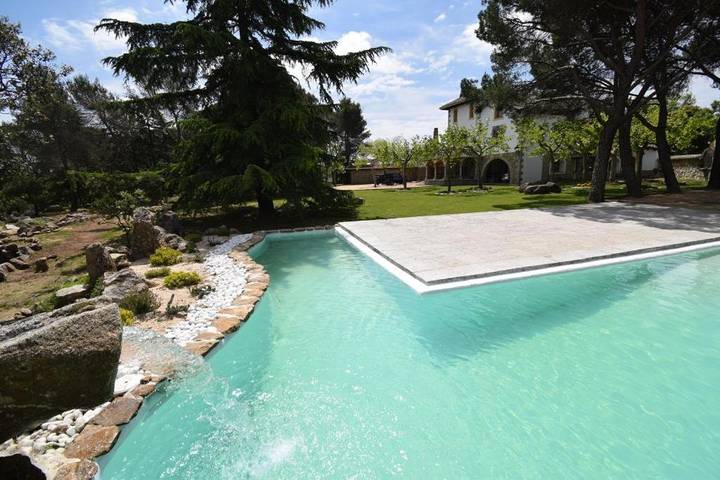 Alojamiento y desayuno para 2 personas, con Terraza además de Jardín y Piscina en Torrelodones - 3