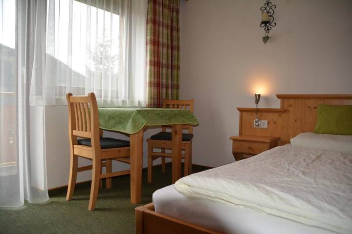 Ferienwohnung für 2 Personen, mit Ausblick und Balkon in Grän - 4