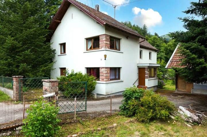 Location de vacances pour 10 personnes, avec jardin à Mittlach