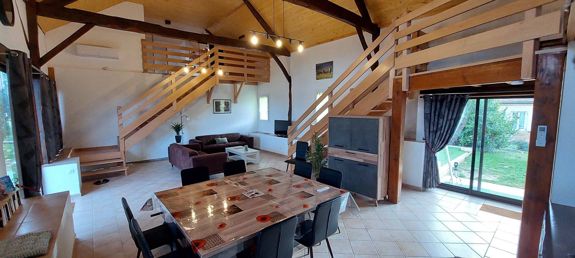 Gîte 14 personnes, à moins de 10 min de Sarlat in Vézac, Périgord Noir