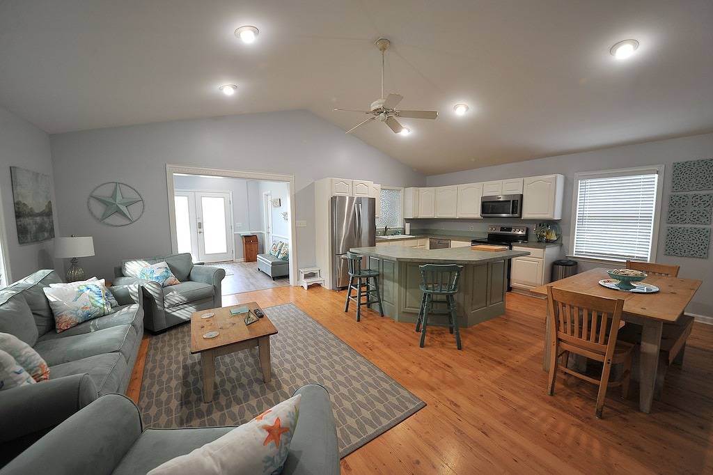 Ruhige Kurztrip bequem zu lokalen Annehmlichkeiten wie Strand, Bootfahren & Essen in Rock Hall, Chesapeake Bay