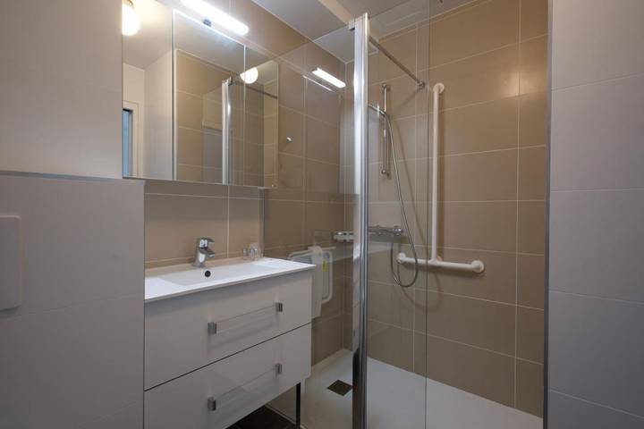 Chambre d’hôte pour 2 personnes, avec balcon, animaux acceptés à Talence - 3