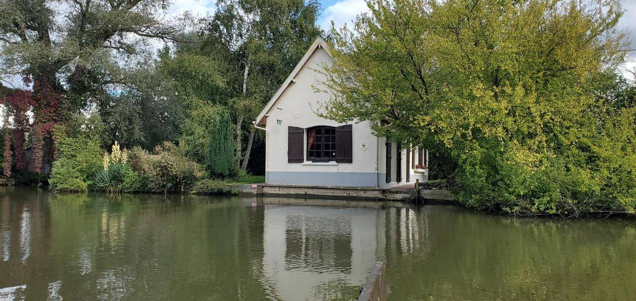 Two-Bedroom House in Saint-Omer, Région de Saint-Omer