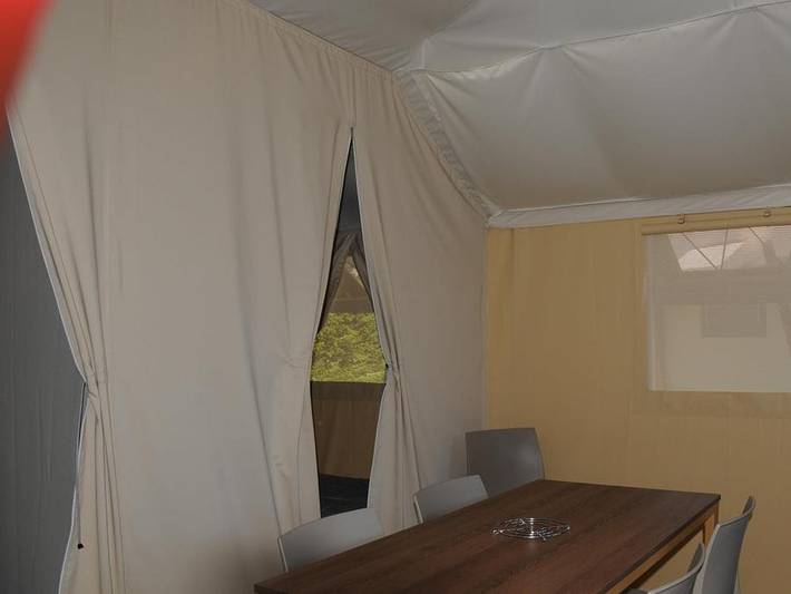 Tente pour 5 personnes, avec bassin pour enfant dans le Morbihan - 4