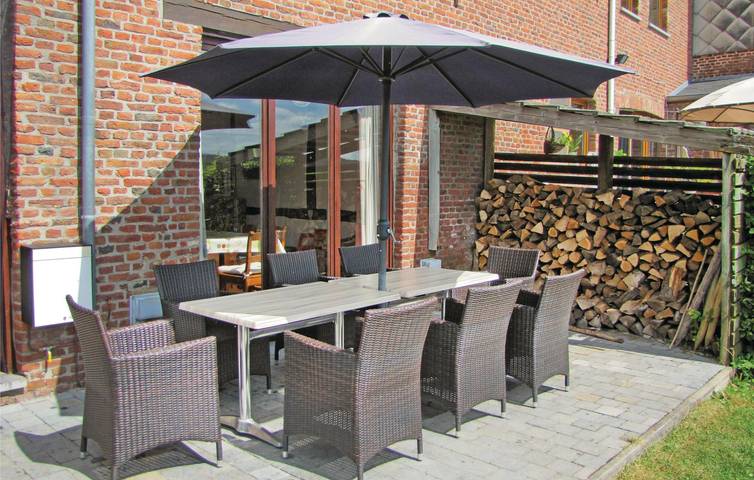 Ferienhaus für 8 Personen mit Garten in Somme-Leuze, Region Namur
