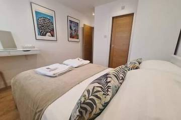 Apartment for 6 People in Luton, Chiltern Hills, Photo 1