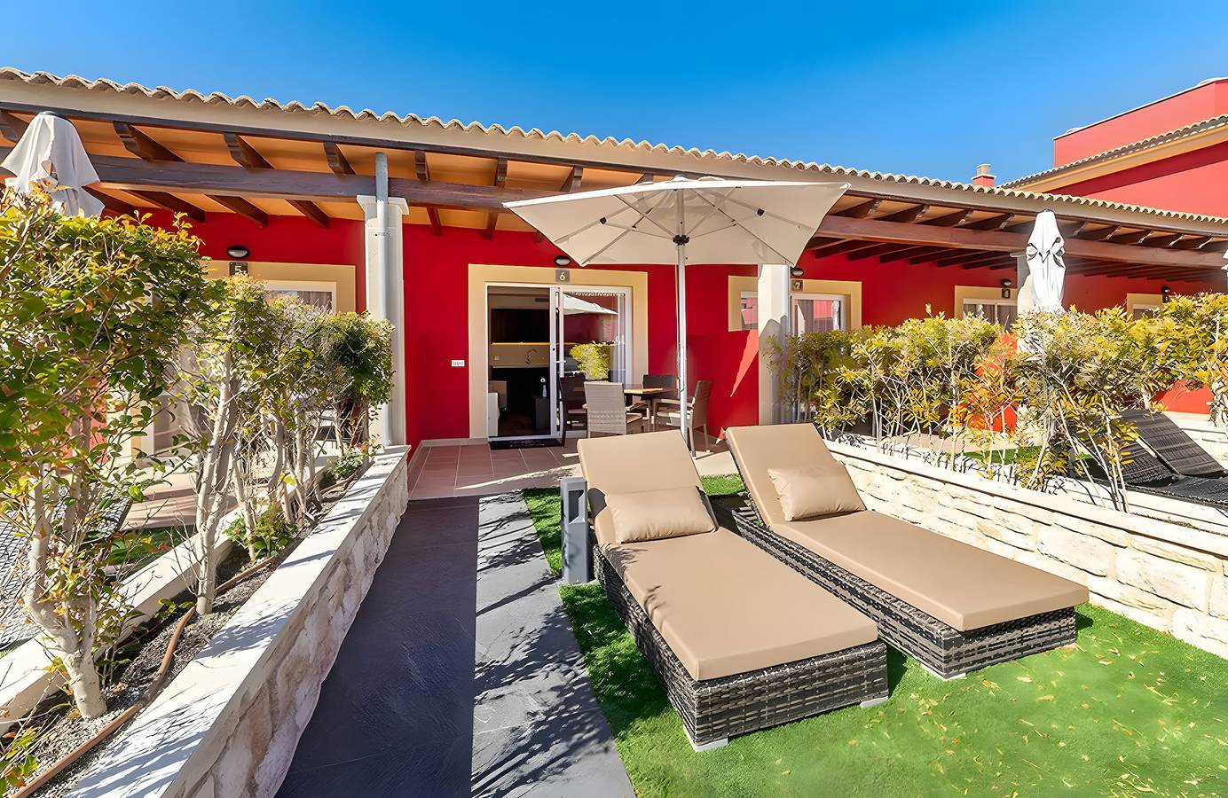 Appartement "Standard 6" avec piscine partagée, Wi-Fi et climatisation in Cala Ratjada, Capdepera