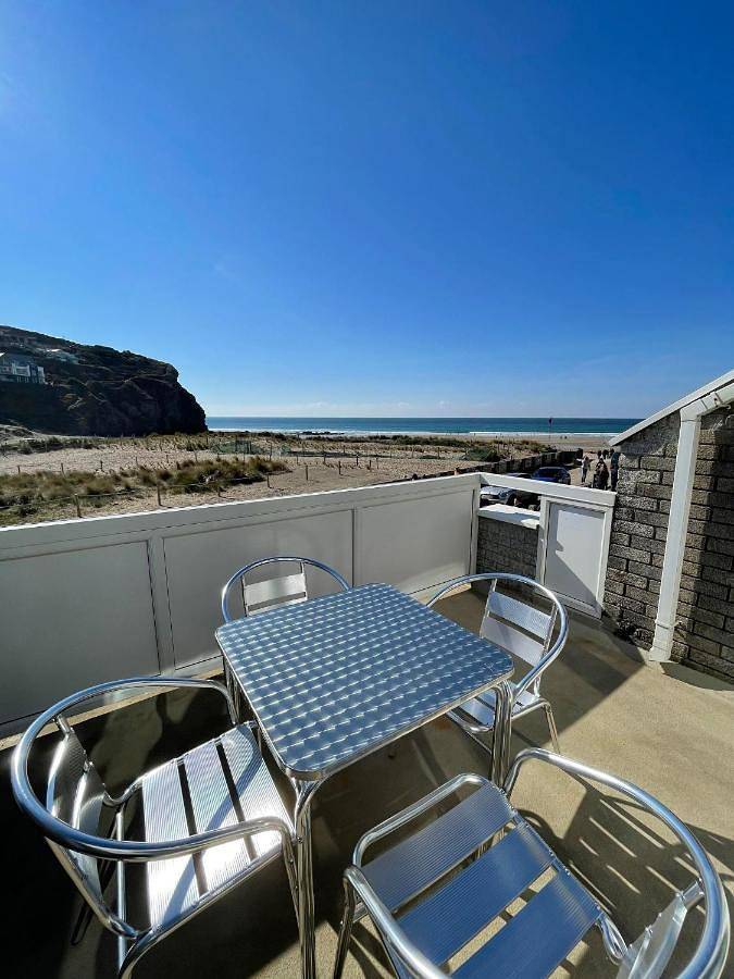 Holiday rental for 4 people, with terrace and view in St Agnes