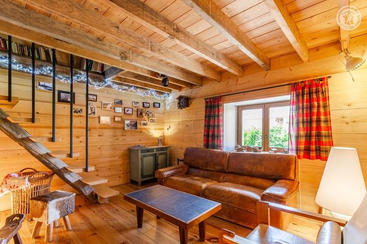 Gîte pour 7 personnes, avec terrasse à Saint-François-Longchamp - 2