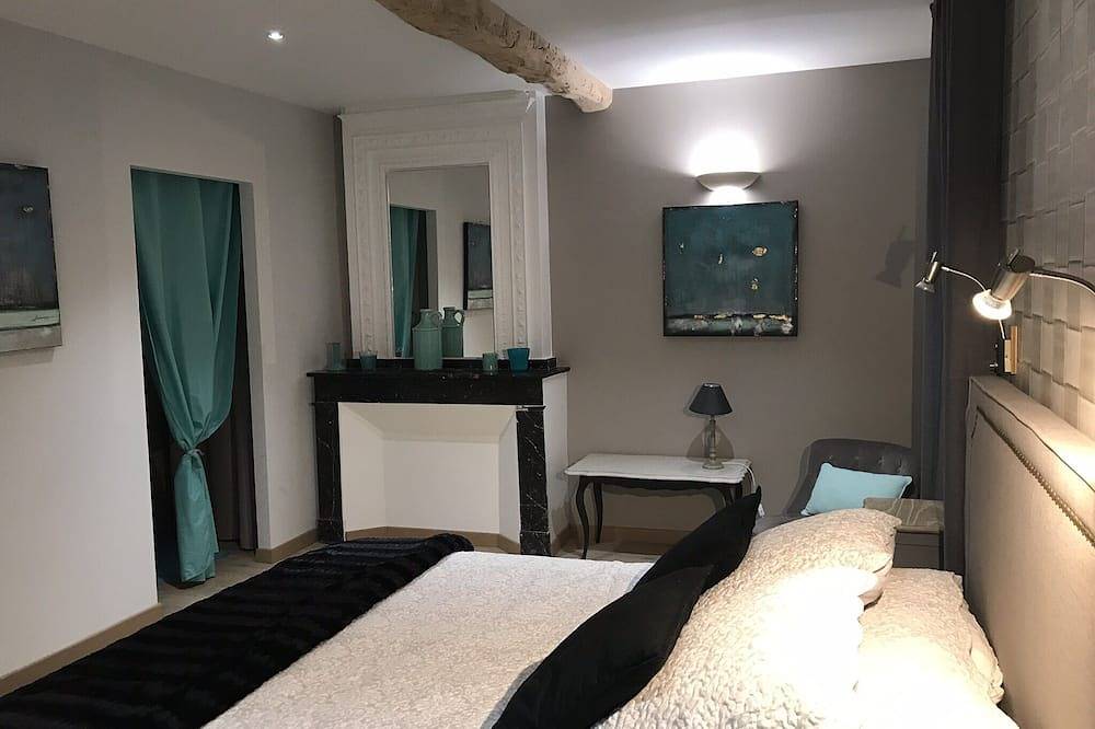 Maison Vue Pyrénées 12 personnes Piscine in Aignes, Lauragais