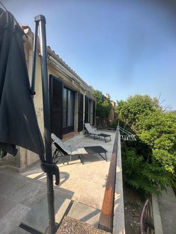 Gîte pour 5 personnes, avec vue ainsi que terrasse et jardin, animaux acceptés à Palasca