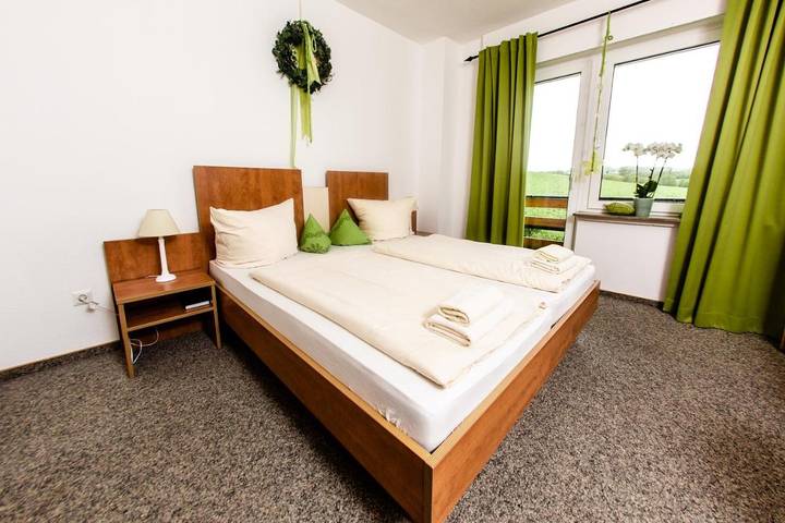 Ferienhaus für 2 Personen, mit Terrasse und Ausblick in Kalletal