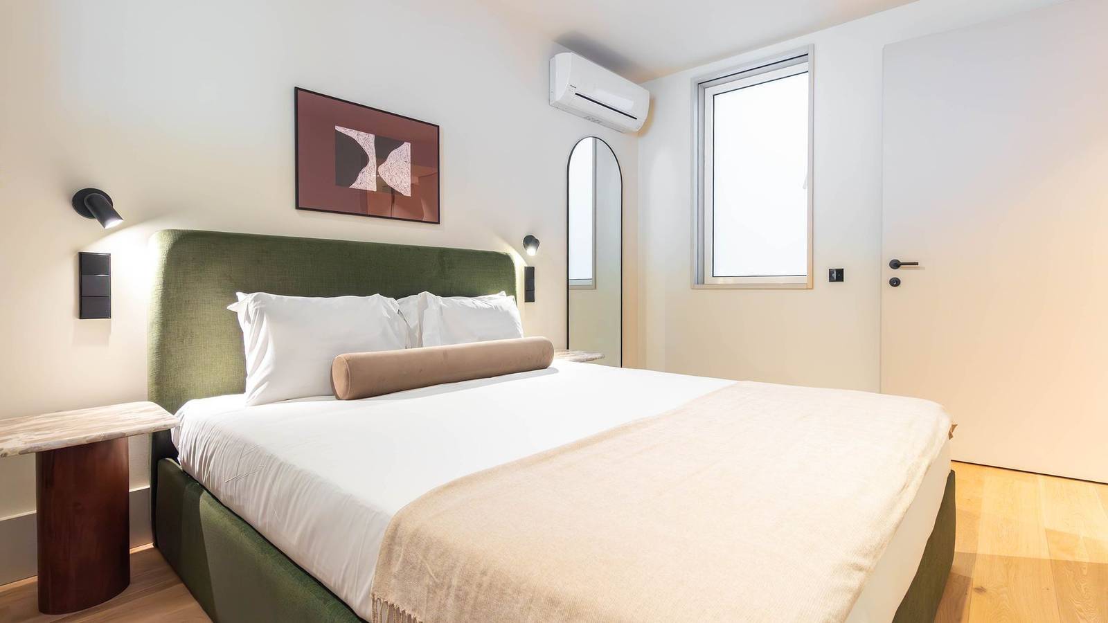 Ganze Wohnung, Ferienwohnung für 2 Personen mit Balkon in Santo Ildefonso, Porto