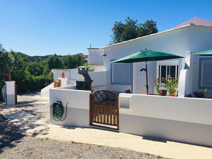 Location de vacances pour 4 personnes, avec vue et jardin dans Santa Catarina da Fonte do Bispo - 3