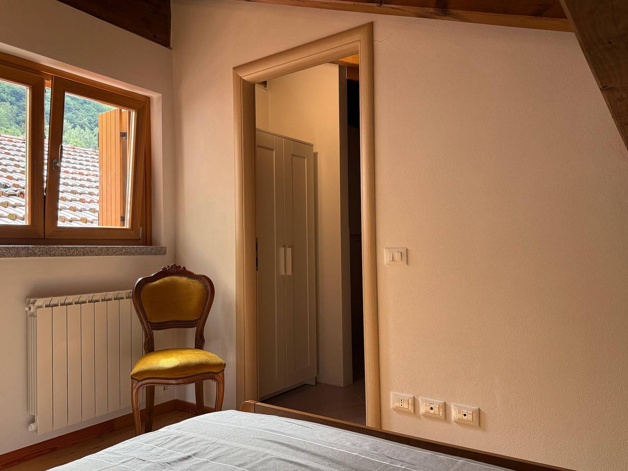 Ganze Wohnung, Alba Rupestre, Ceto Ospitar in Ceto, Adamello-Presanella-Alpen
