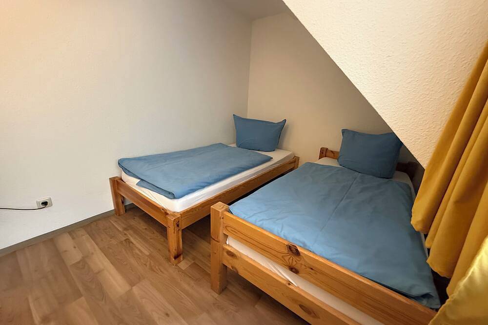 Urlaub im Grünen – R-Haus für Paare oder kleine Gruppen am Strand in Ostseebad Karlshagen, Karlshagen