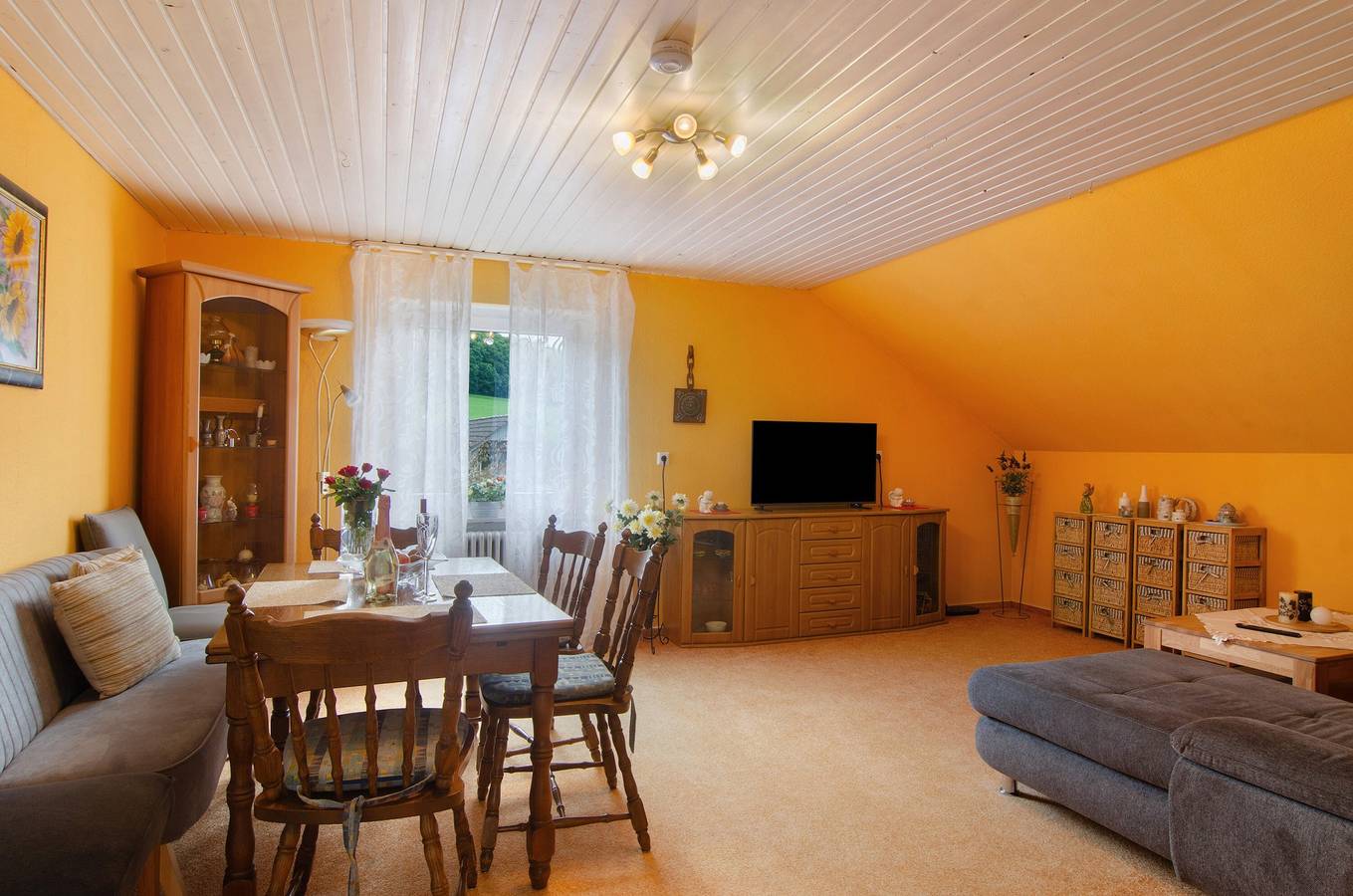 Ganze Wohnung, Ferienwohnung 'Hofer' mit Gemeinschaftsgarten und Wi-Fi in Hohenfels, Landkreis Konstanz