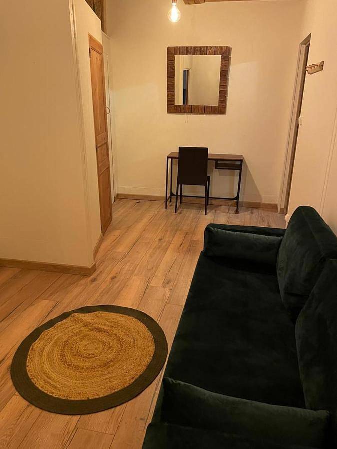 Gîte pour 2 personnes, avec terrasse à Notre-Dame-de-Sanilhac - 3