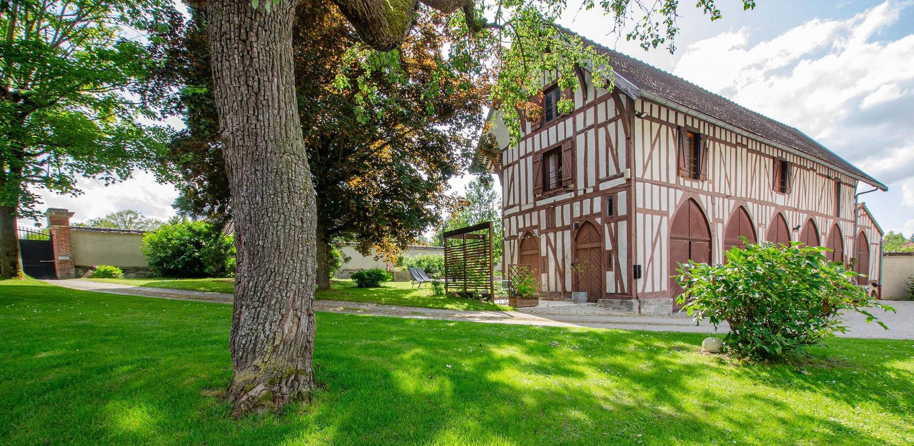 La Maison Tm - L'Ecurie in Dosches, Parc naturel régional de la Forêt d'Orient