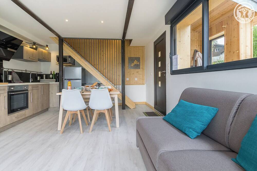 Les Hamacs Du Lac - St-alban-de-montbel in Saint-Alban-de-Montbel, Chambéry region