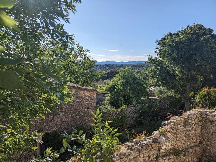 Gîte pour 3 personnes, avec vue et jardin à Argelliers - 2