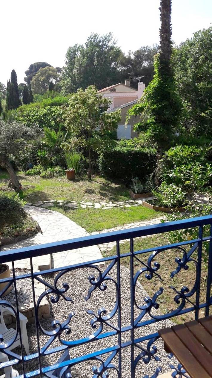 Maison d’hôte pour 2 personnes, avec balcon et vue à Hyeres - 2
