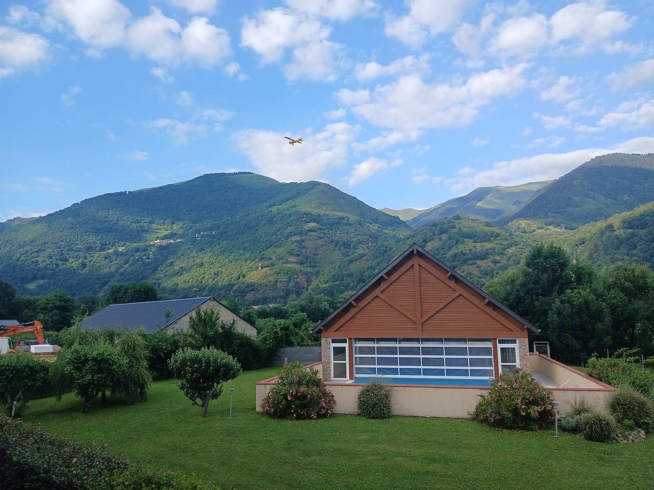 Appartement entier, Les Pics d'Aran - Apt proche remontées mécaniques in Bagnères-de-Luchon, Pyrénées