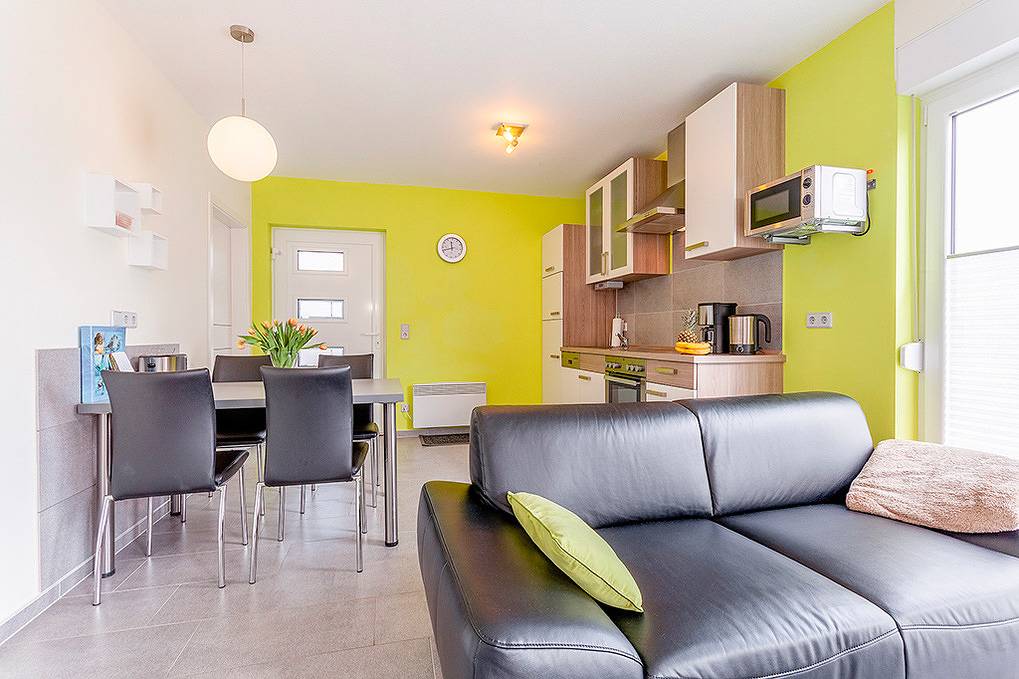 D 137.082A - Dhh Grasnelkenweg 16 (rechts) in Zierow, Nordwestmecklenburg (Wismar und Umgebung)