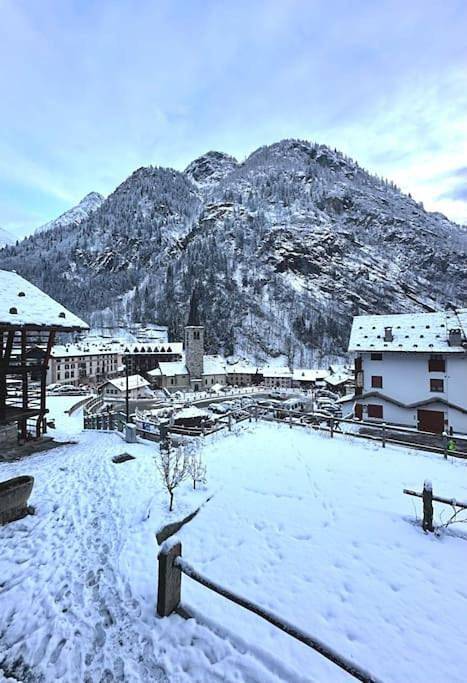 Gîte pour 4 personnes, avec jardin et vue, animaux acceptés à Alagna Valsesia - 2