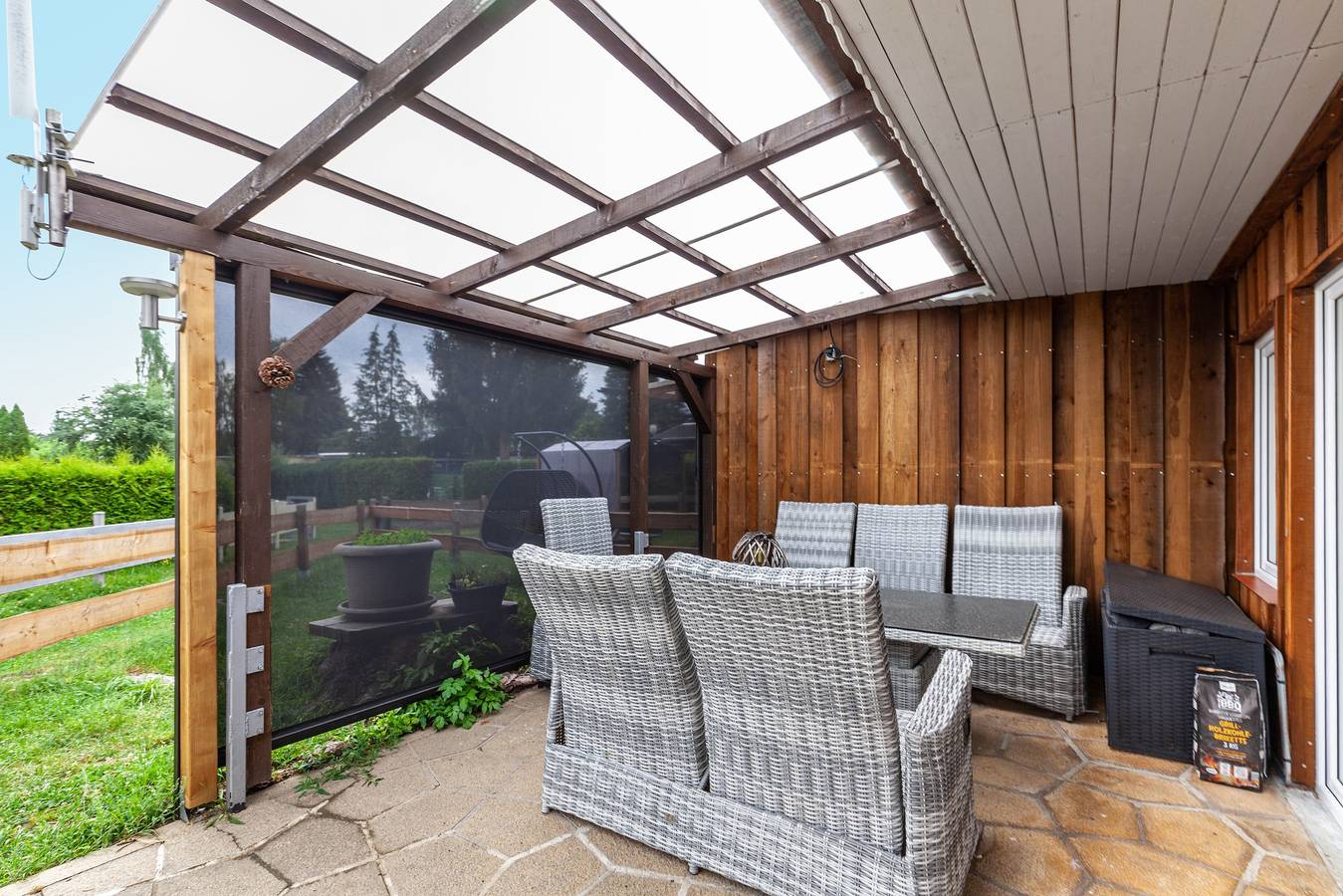 Ferienhaus 34 mit privater Terrasse, Gemeinschaftsgarten und Wlan in Bungalowdorf Zadelsdorf, Zeulenroda-Triebes