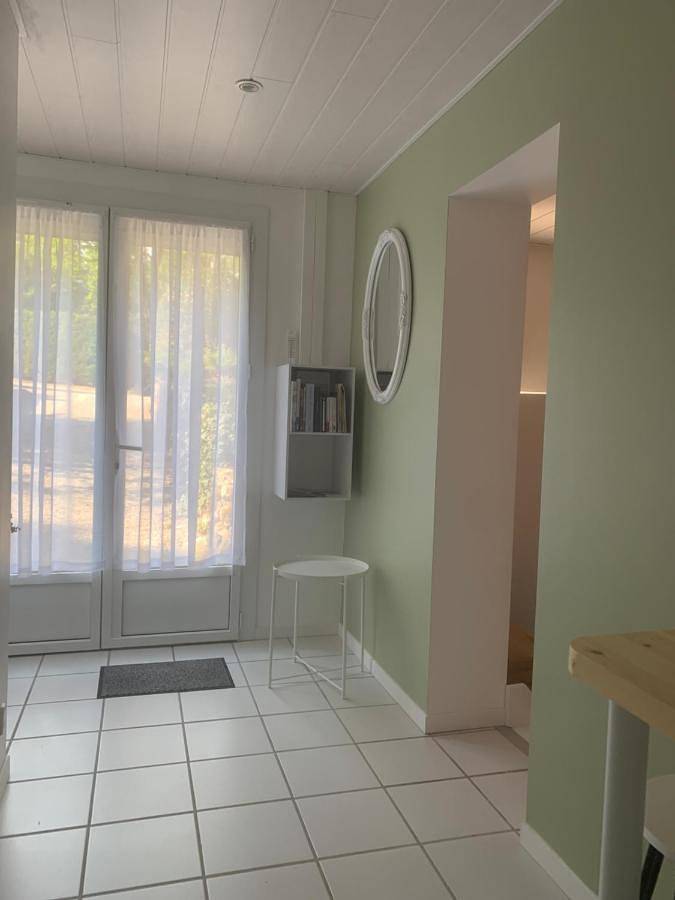 Chambre d’hôte pour 2 personnes, avec piscine ainsi que jardin et terrasse dans l' Isère - 4