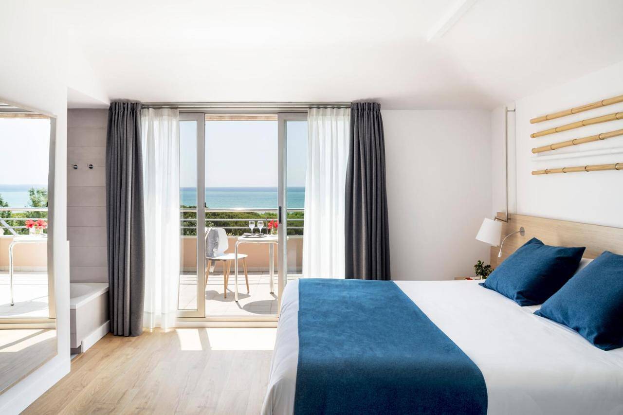 Aqua Hotel Onabrava & Spa 4*Sup in Platja de Llevant (Malgrat de Mar), Santa Susanna